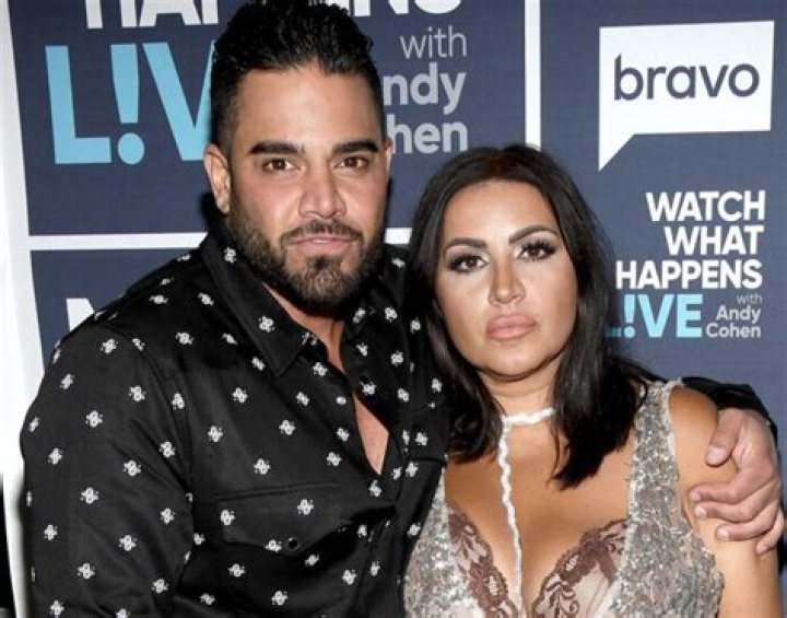 All About Mike Shouhed | Age, Net Worth, Relationship, Career