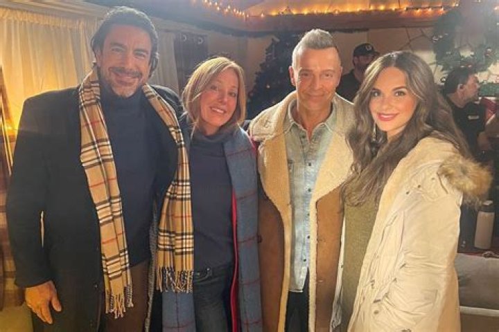 All About Third Child Of Joey Lawrence And Samantha Cope
