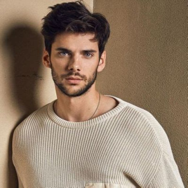 Álvaro Rico | Gay In Real Life Or Does He Have A Girlfriend?