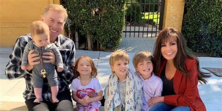 Ava Marie Jean Wayans | Parents And Sibilings