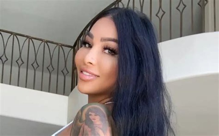 Brittanya Razavi | Bio, Age, Net Worth, Relationship, Career