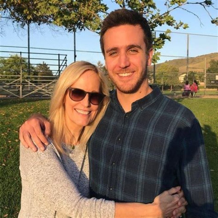 Carrie Beth Van Dyke | Dick Van Dyke’s Oldest Daughter