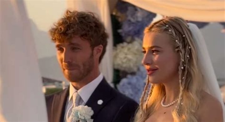 Clizia Incorvaia- Bio, Height, Net Worth, Husband, Marriage