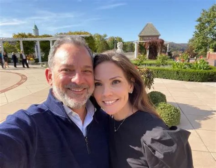 Erica Hill : Bio, Net Worth, Height, Husband, And Career