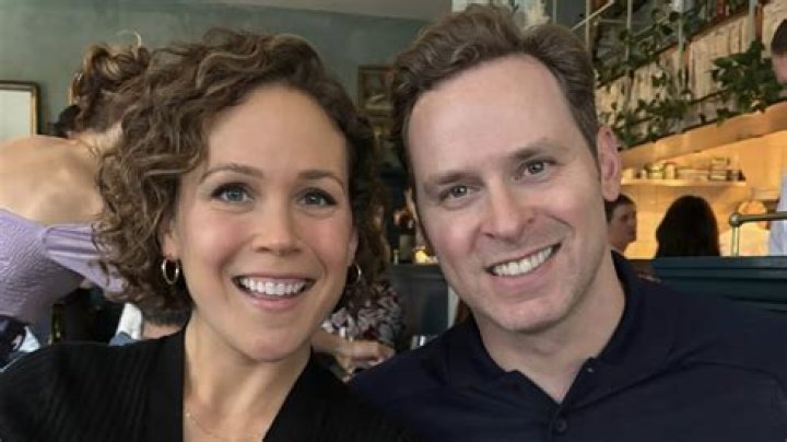 Erin Krakow- Net Worth, Bio, Boyfriend, Height, Movies, Career