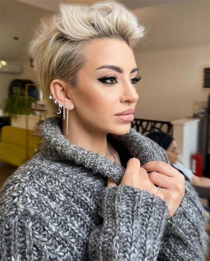 Giulia Anghelescu