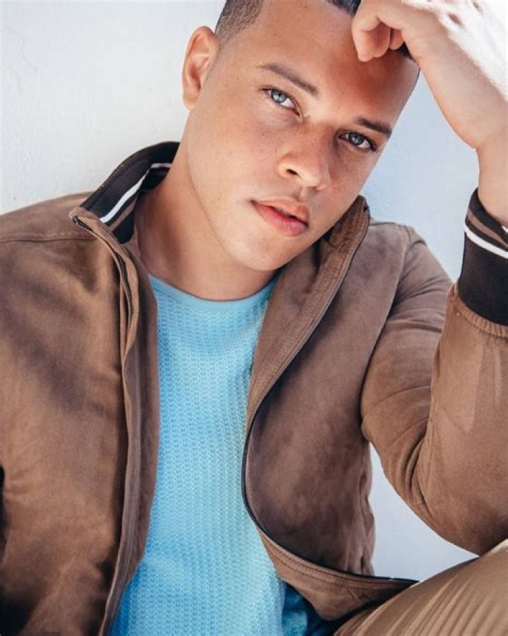 Julian Henry De Niro