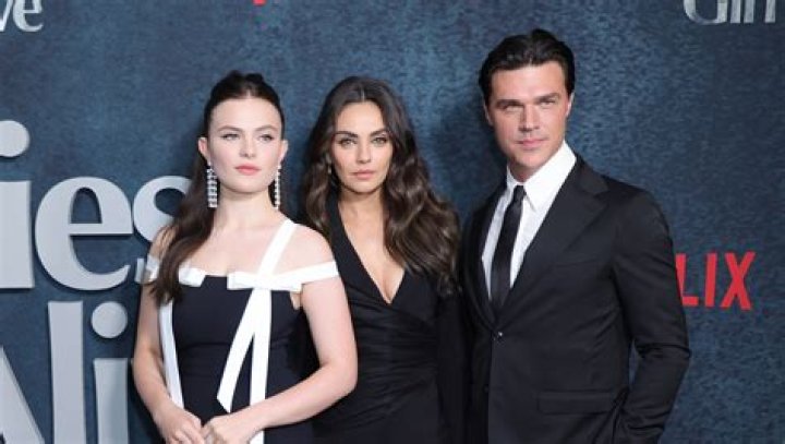 Justine Lupe From Luckiest Girl Alive | Age, Boyfriend And Salary