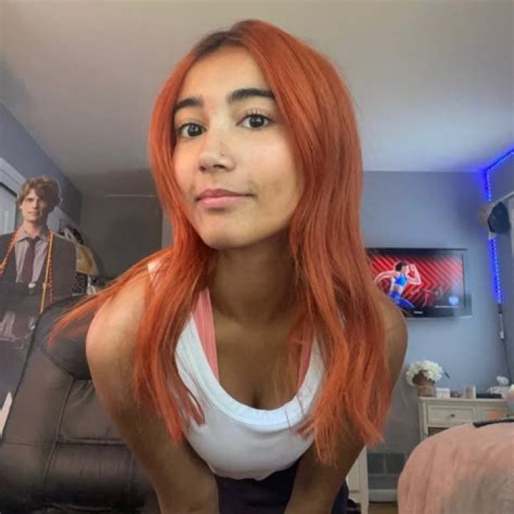 Lauren Emowhofromwhoville