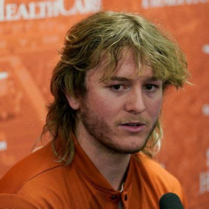 Quinn Ewers Net Worth | What’s His Worth | Salary & Contract Details