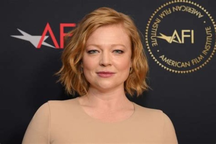Sarah Snook’s Weight Gain Rumors And Her Reaction To Them