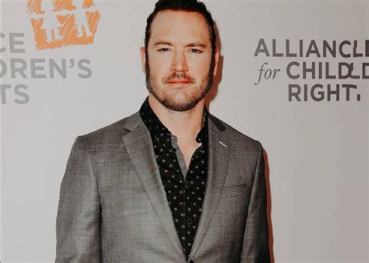 When Mark Paul Gosselaar Was A Manager, He Once Fired His Mother