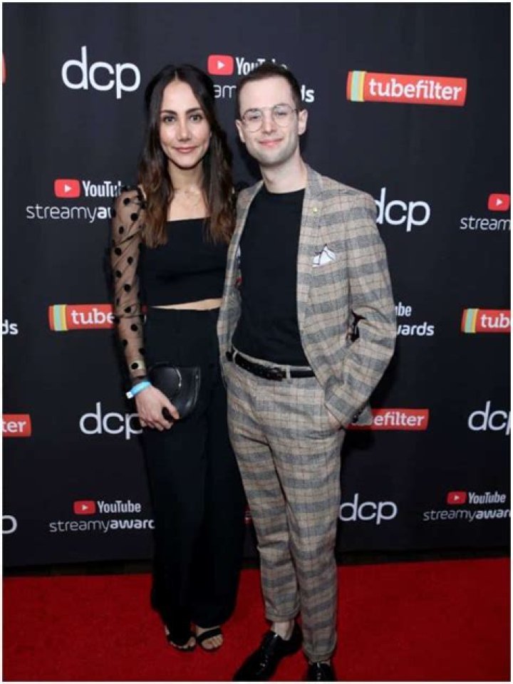 Zach Kornfeld- Biography, Height, Net Worth, Girlfriend