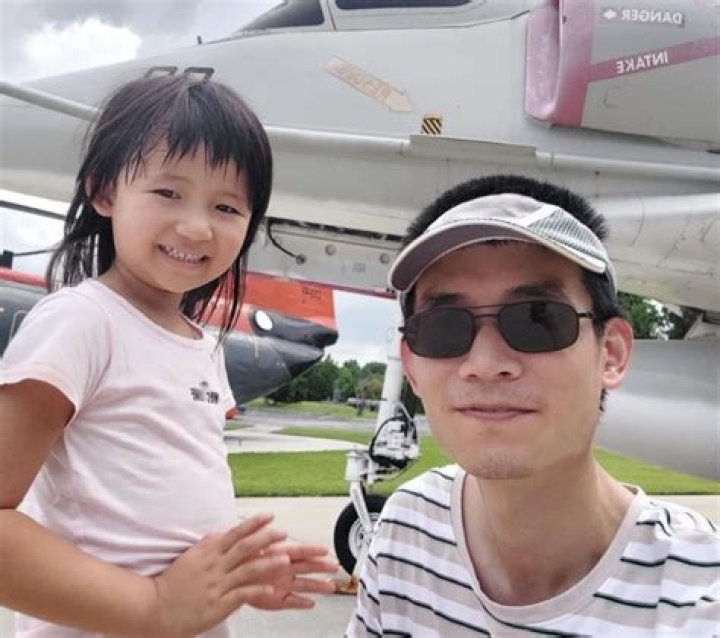 Zijie Yan Wiki | Who Is He Married To | Wife, Family And Children